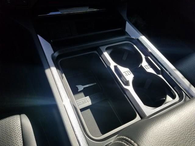 New 2025 Ford F350 Lariat w/ Lariat Ultimate Package image 23