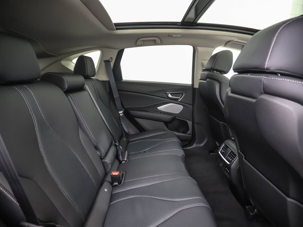 Used 2025 Acura RDX w/ Technology Package image 26