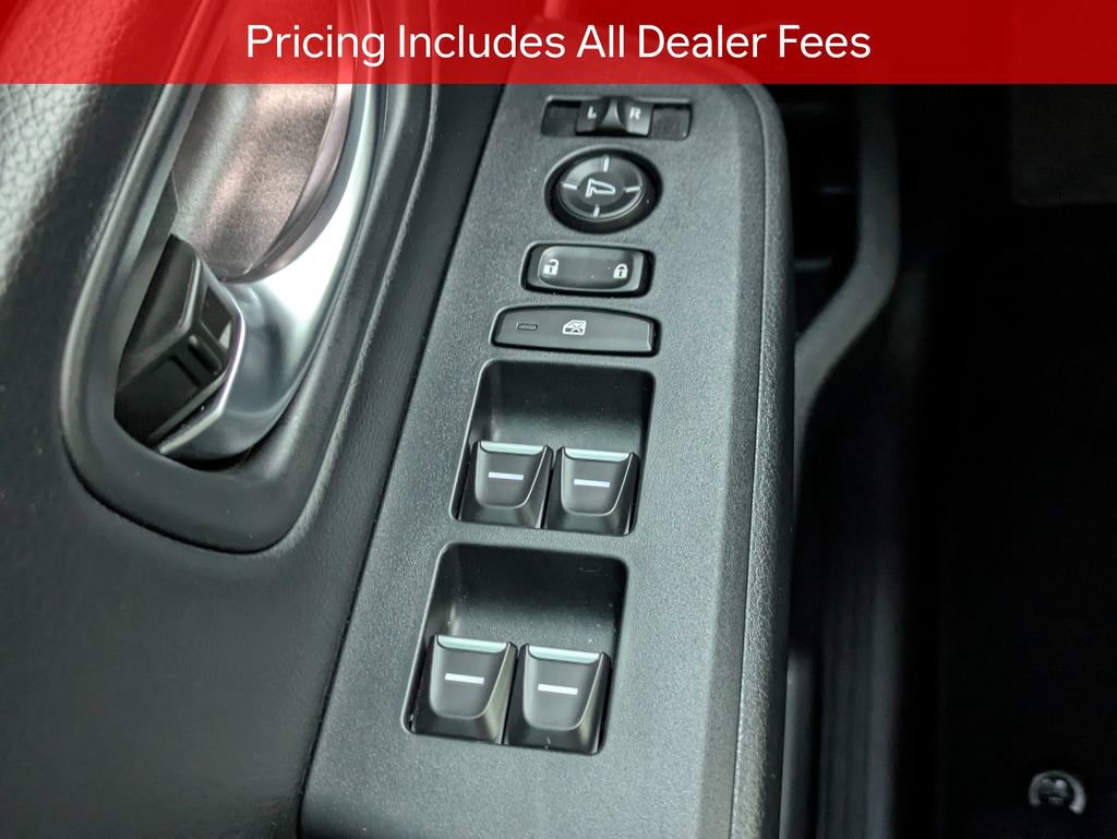 Used 2025 Honda Pilot Touring image 26