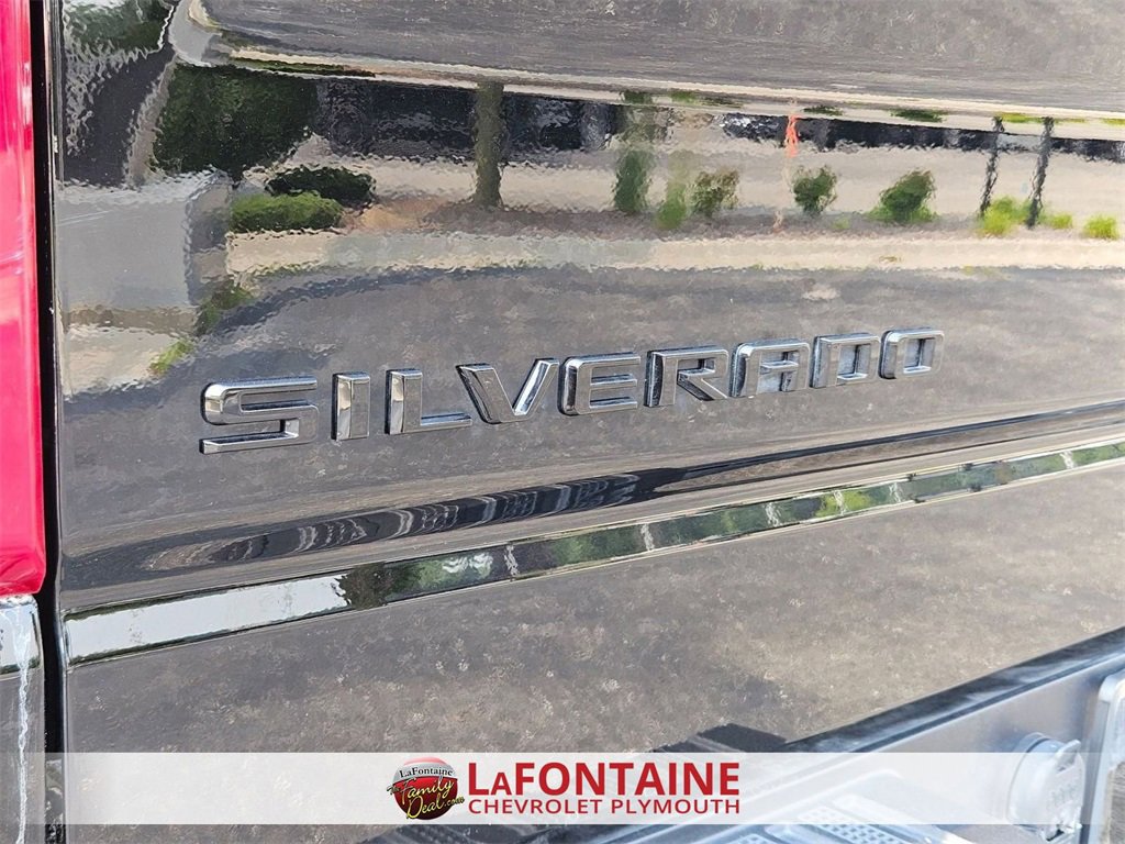 Used 2023 Chevrolet Silverado 1500 Custom Trail Boss w/ LPO, Dark Essentials Package image 30