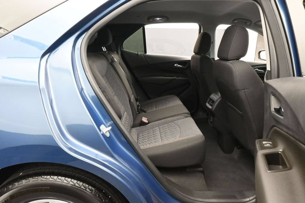 Used 2024 Chevrolet Equinox LT FWD image 36