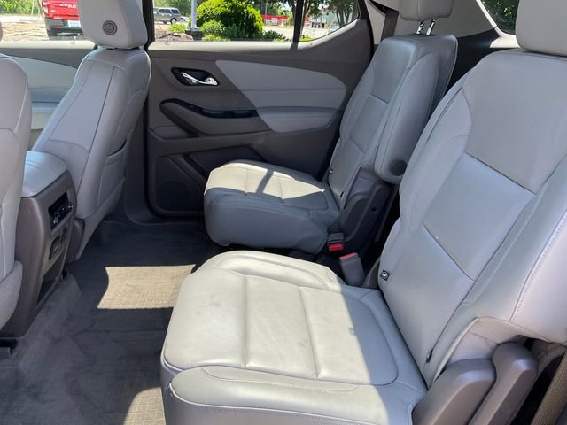 Used 2020 Chevrolet Traverse LT w/ LT Premium Package FWD image 17