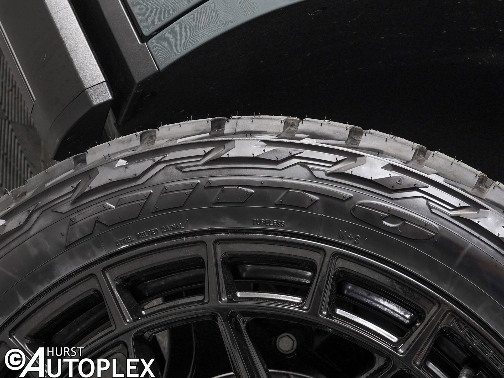 Used 2026 GMC Yukon AT4 Ultimate w/ LPO, Floor Liner Package AWD/4WD image 37