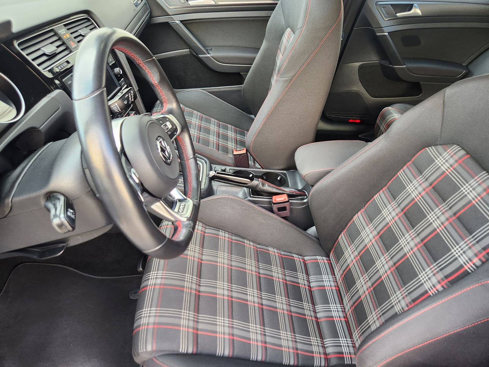 Used 2018 Volkswagen GTI S image 14