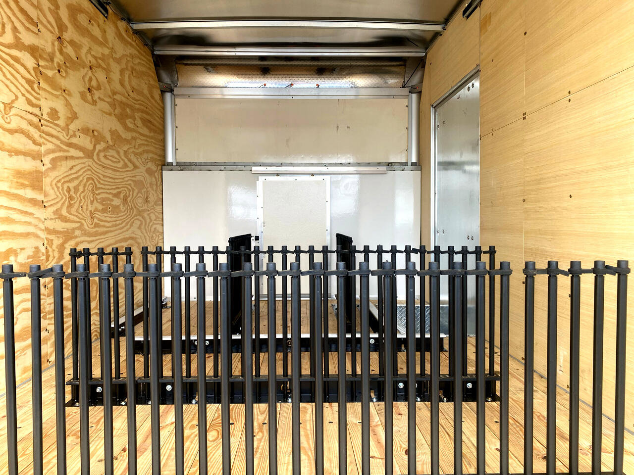 Used 2024 Ford E-350 and Econoline 350 Super Duty w/ Power Windows & Locks Group image 13