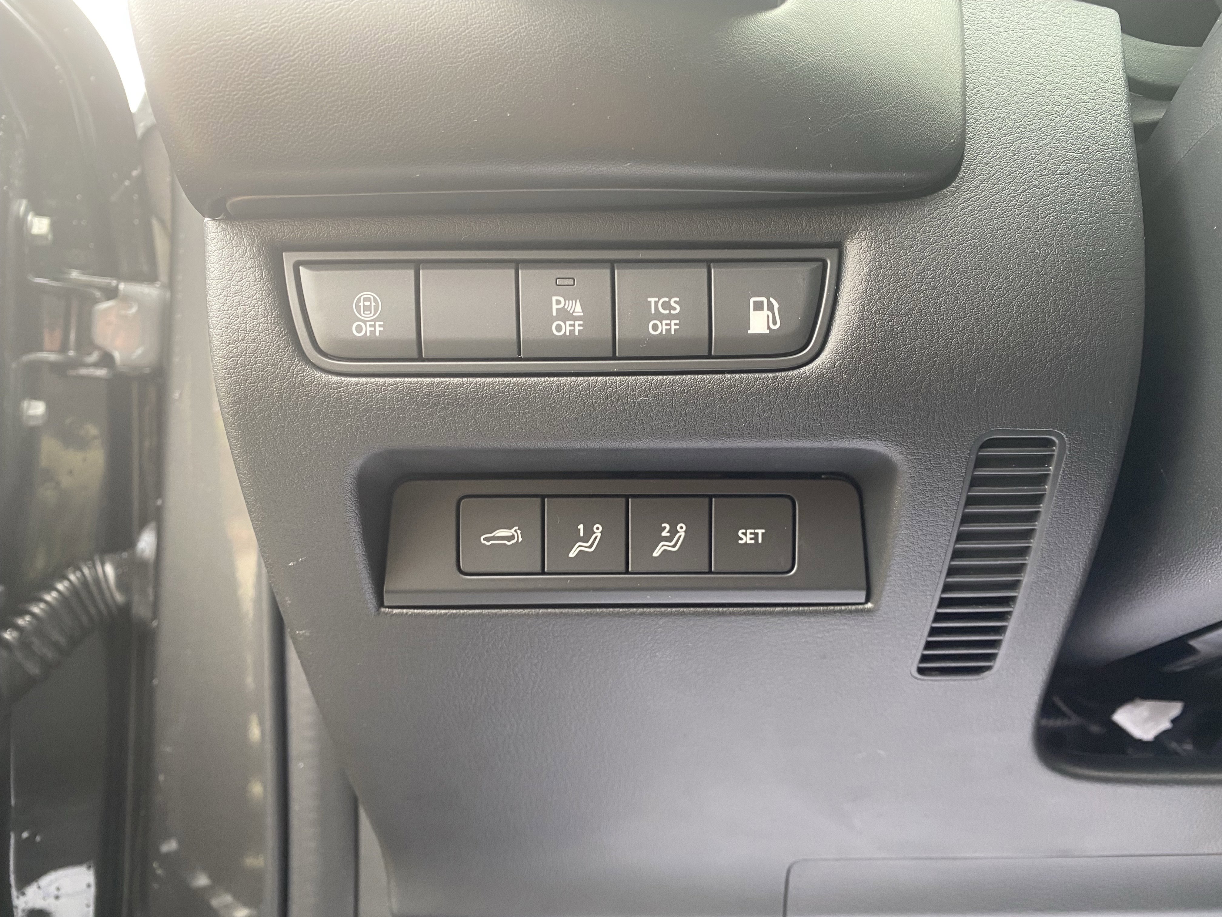 New 2026 MAZDA CX-50 AWD 2.5 Hybrid w/ Cargo Package image 6