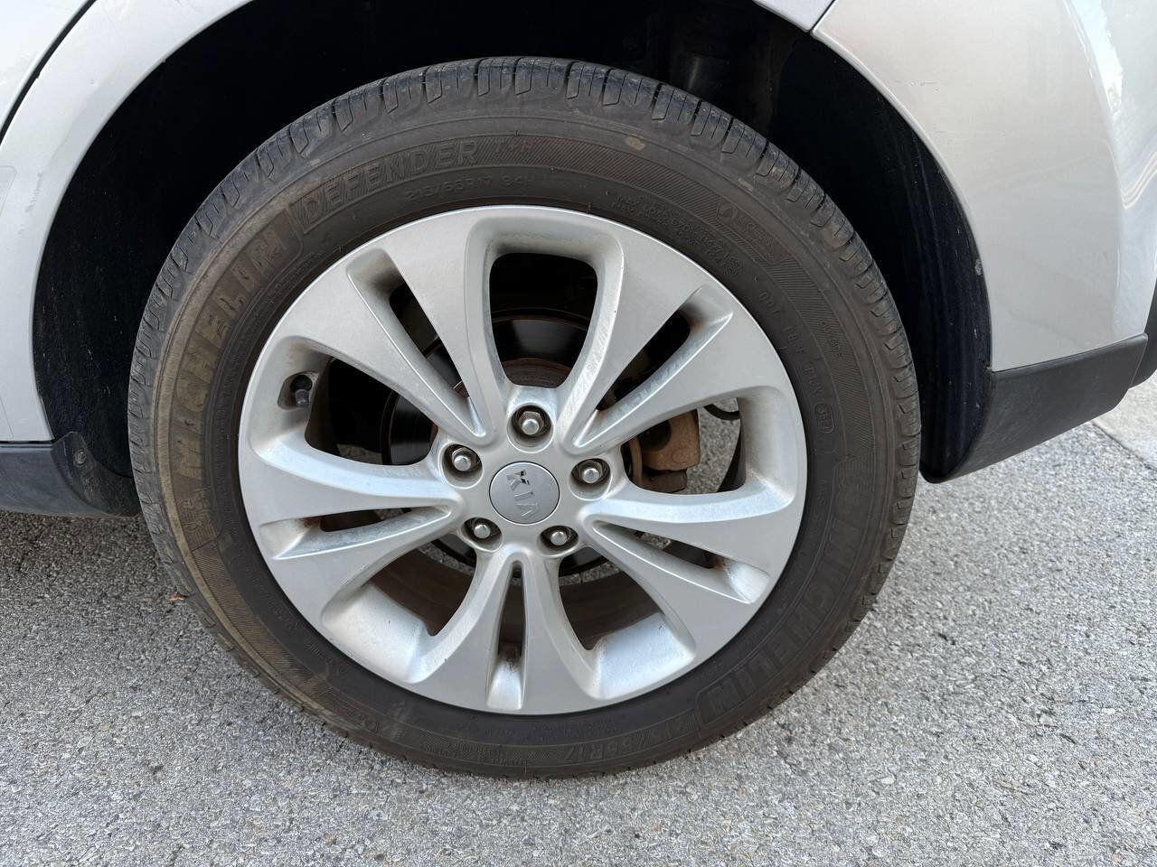 Used 2014 Kia Soul + image 20