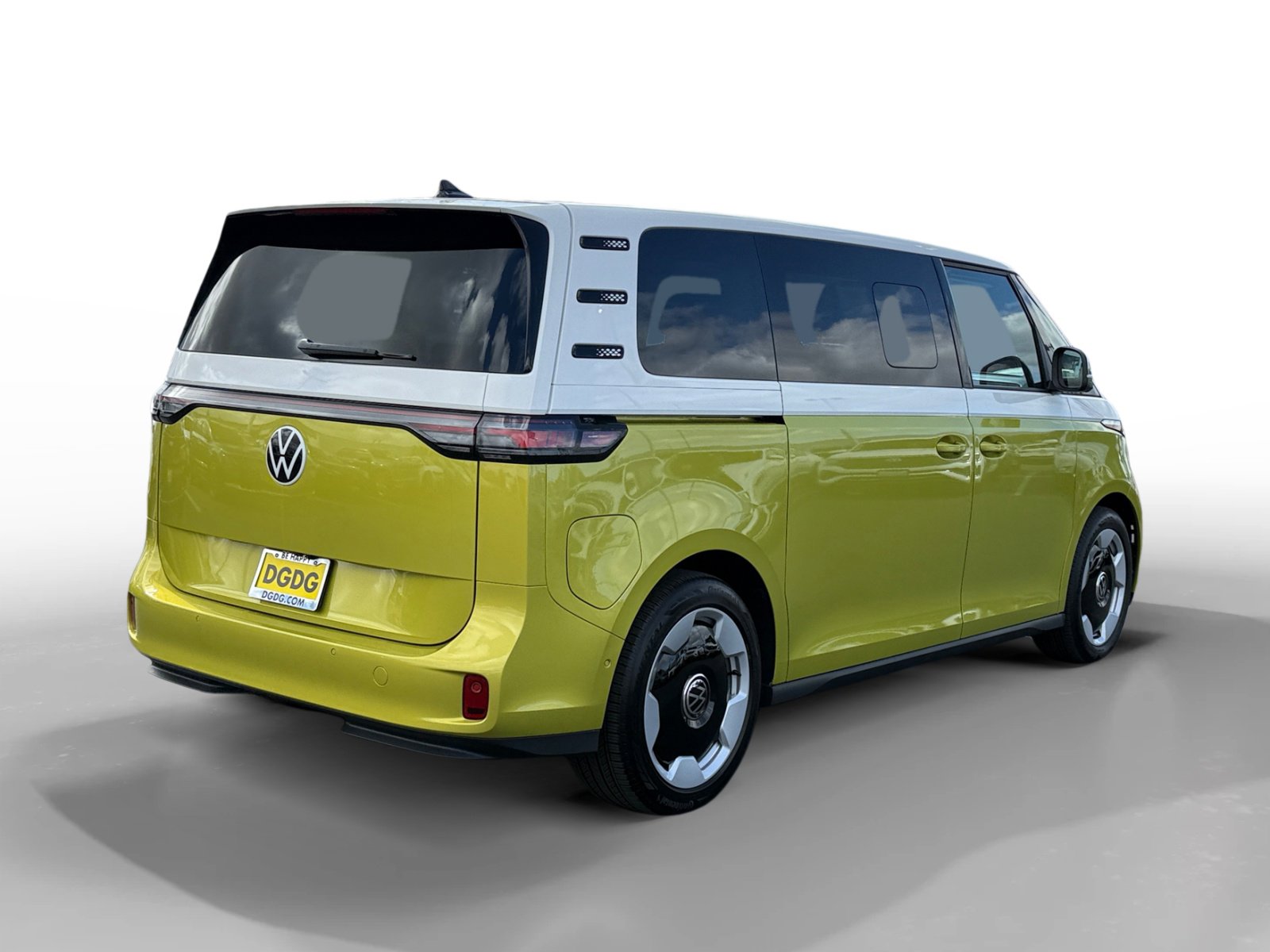Certified 2025 Volkswagen ID. Buzz Pro S Plus AWD/4WD image 5