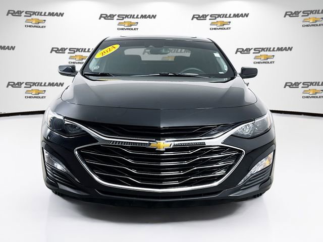 Used 2024 Chevrolet Malibu LT image 2