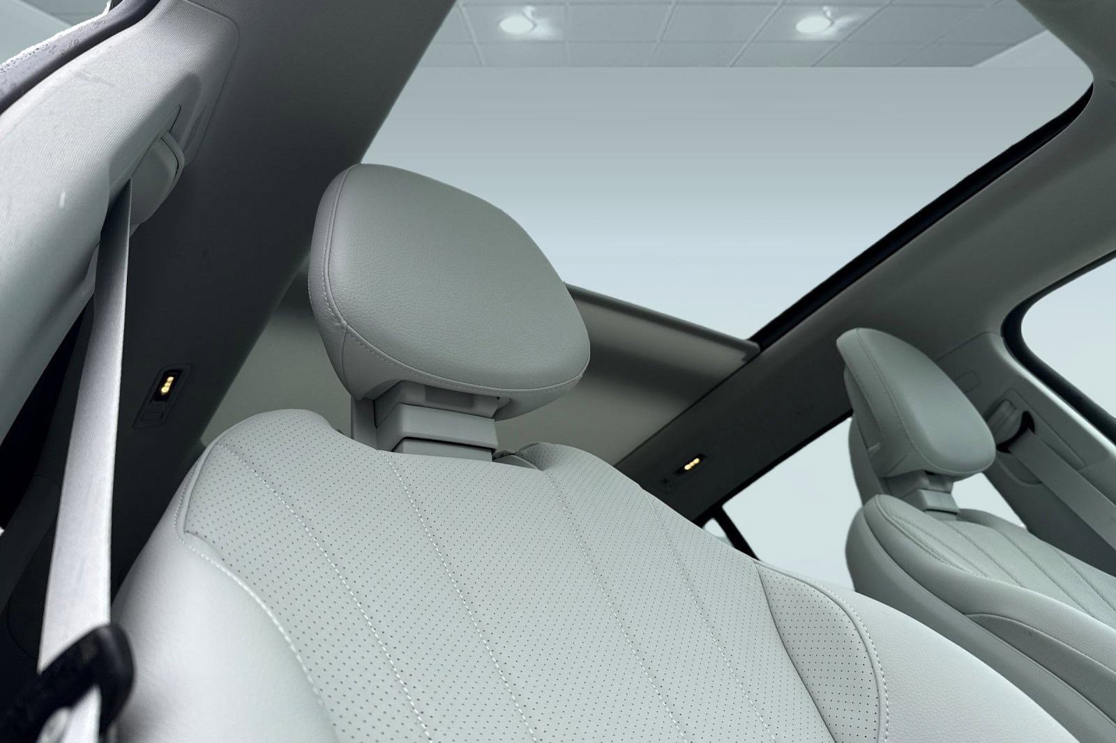 New 2025 Mercedes-Benz EQE 350+ 4MATIC SUV image 13