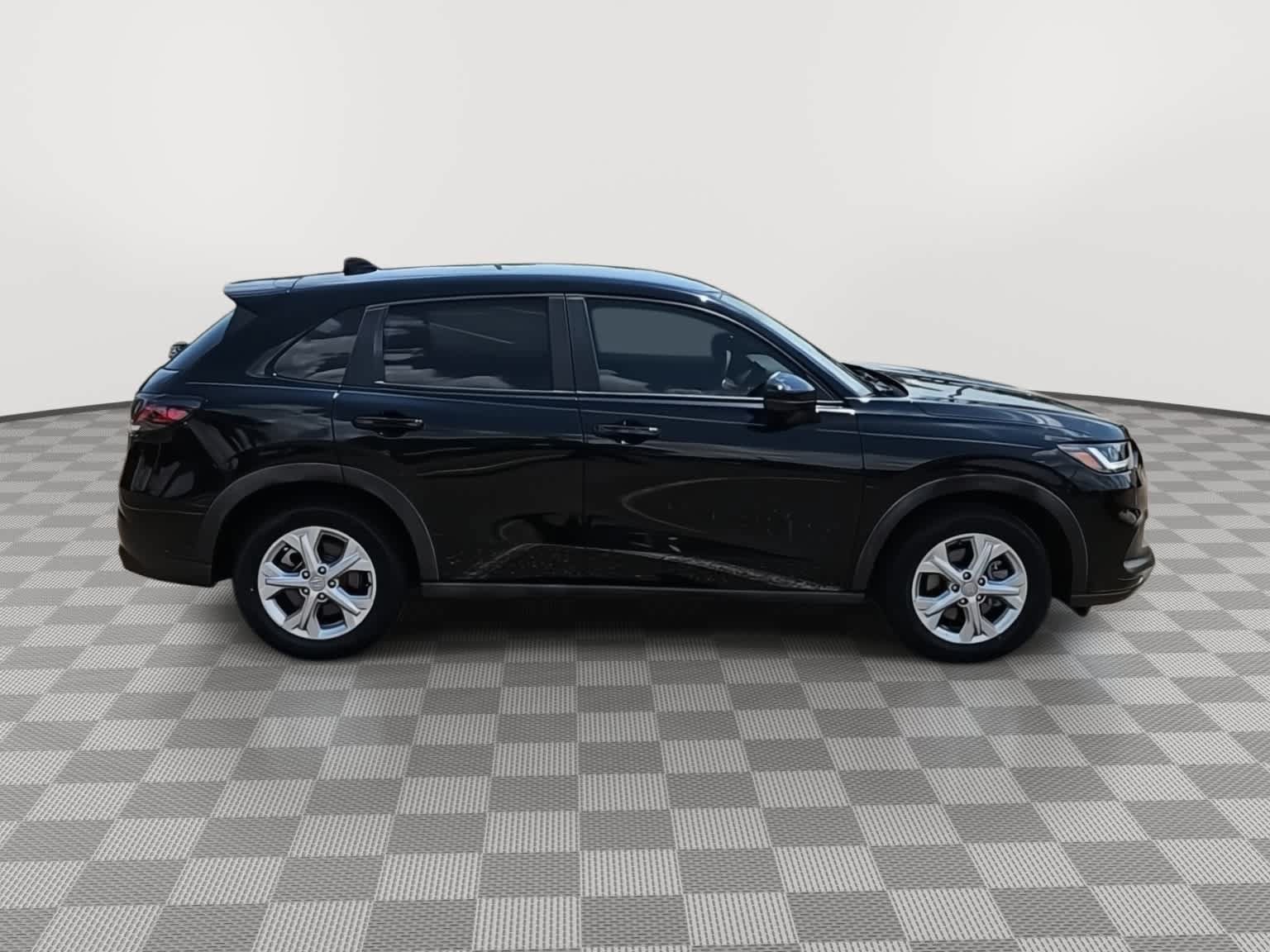 Used 2023 Honda HR-V LX image 9