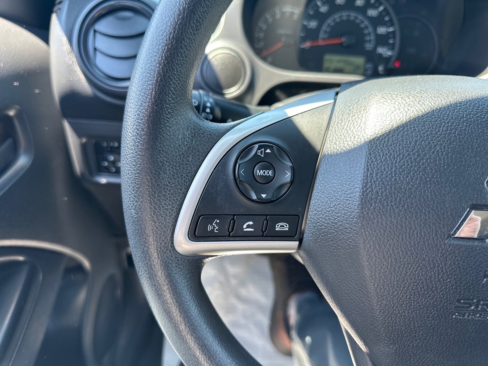 Used 2024 Mitsubishi Mirage ES FWD image 17