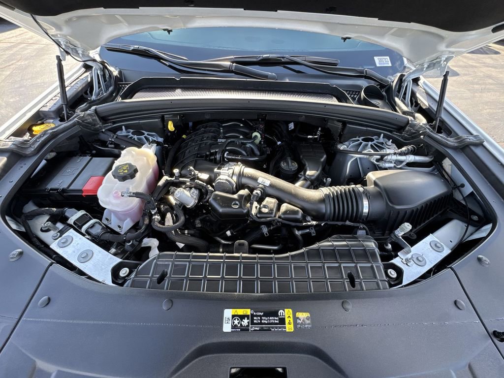 Used 2025 Jeep Grand Cherokee L Limited w/ Black Appearance Package image 26