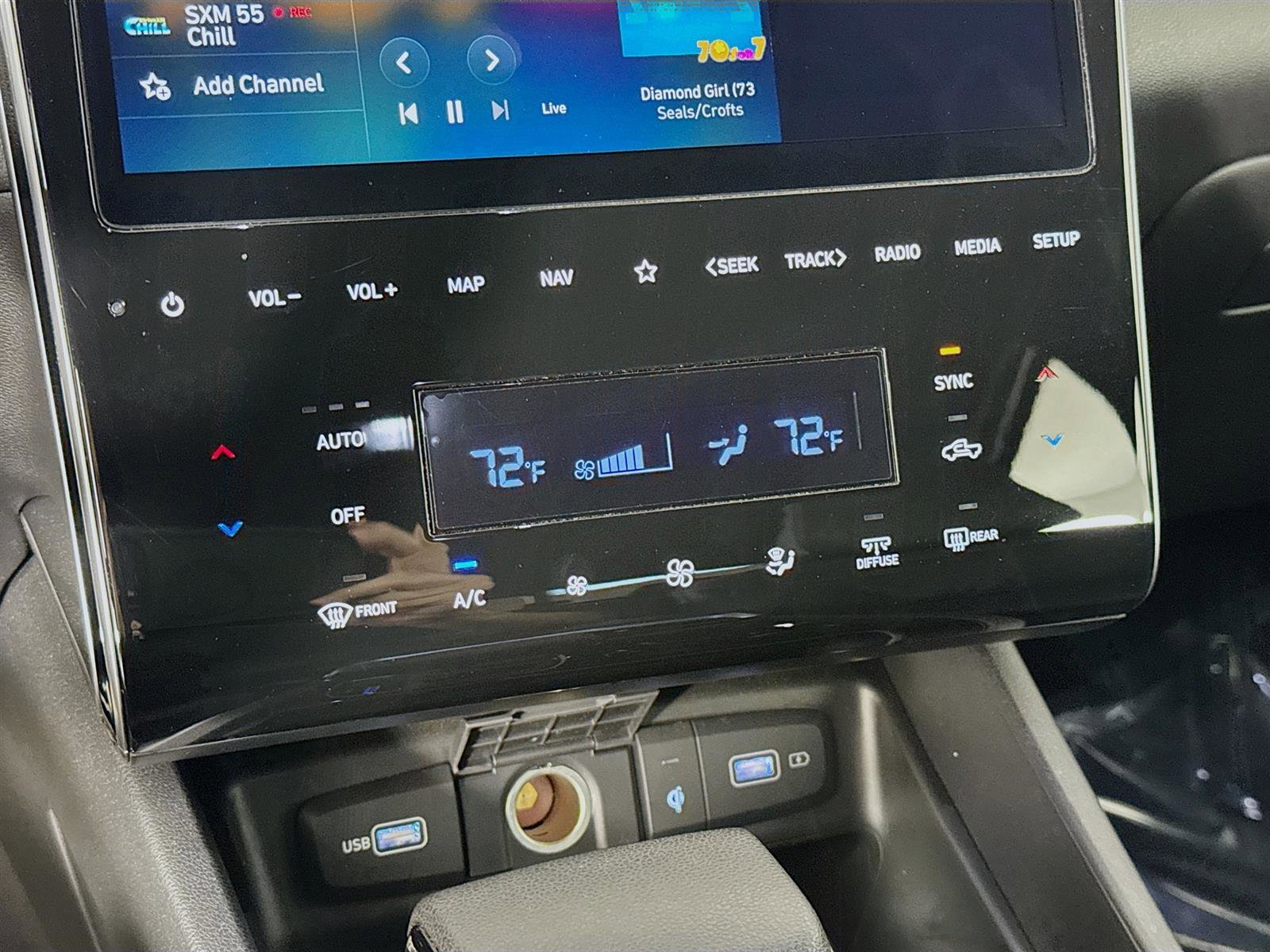 Certified 2024 Hyundai Santa Cruz Night image 18