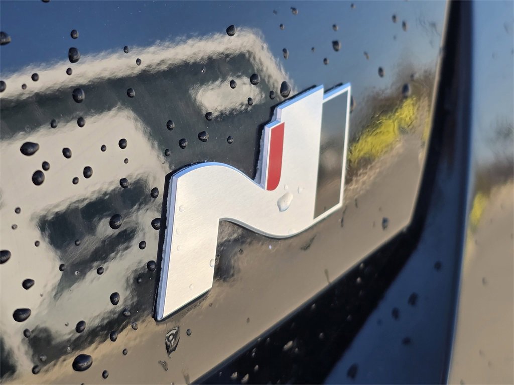 Used 2024 Hyundai Elantra N image 8