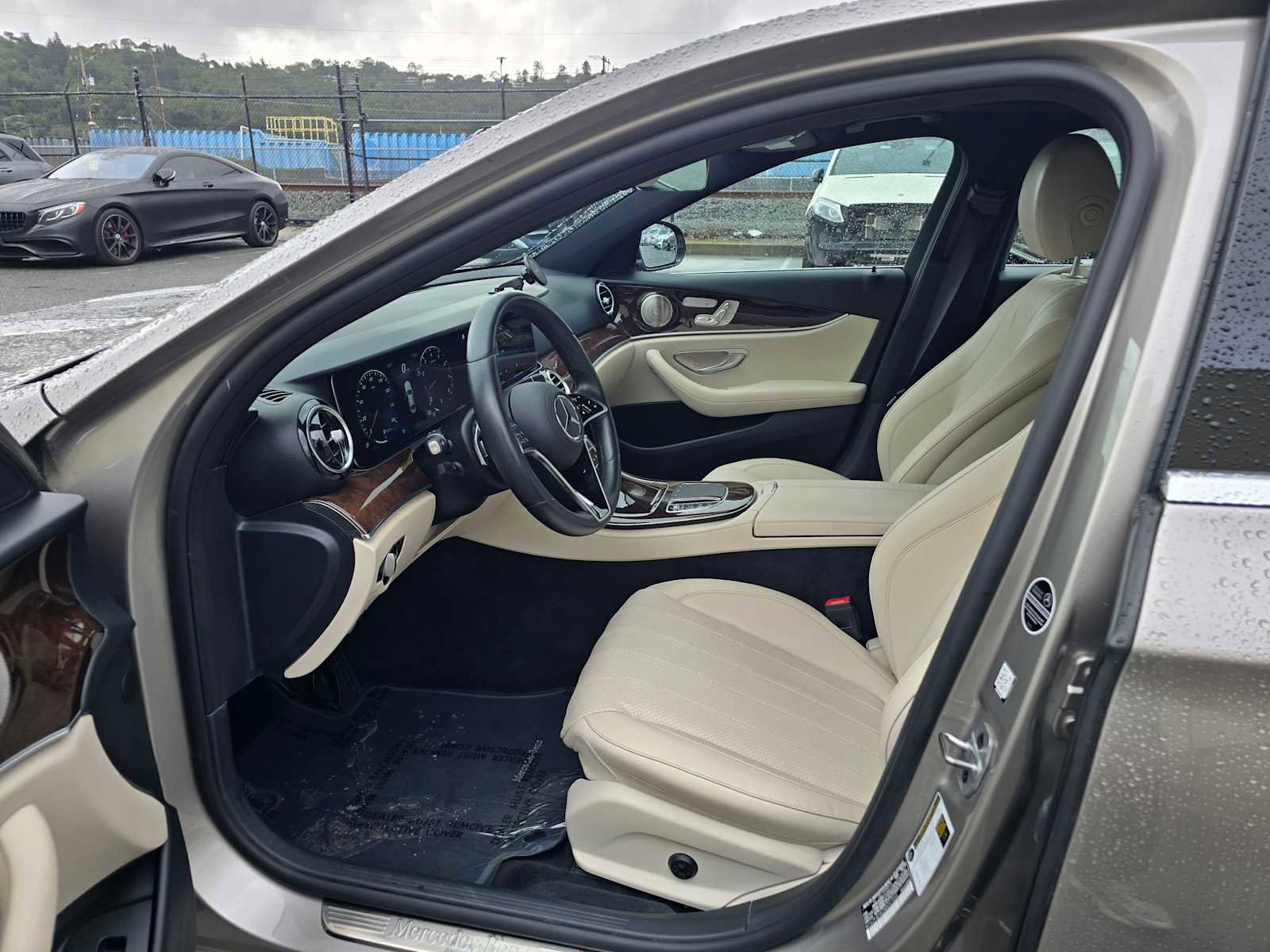 Used 2022 Mercedes-Benz E 350 Sedan image 22