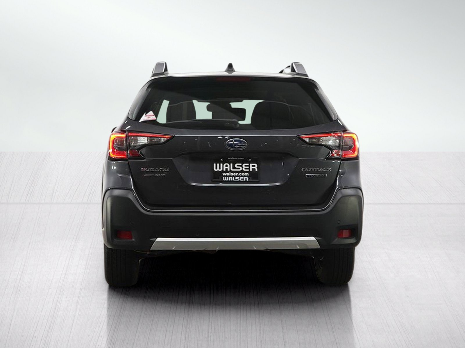Used 2023 Subaru Outback Touring AWD/4WD image 4