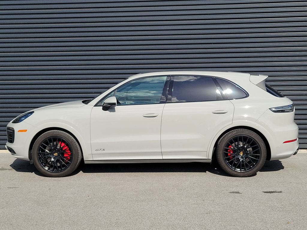 Certified 2022 Porsche Cayenne GTS image 2