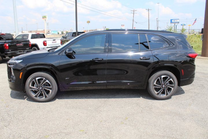 New 2026 Buick Enclave Sport Touring image 2