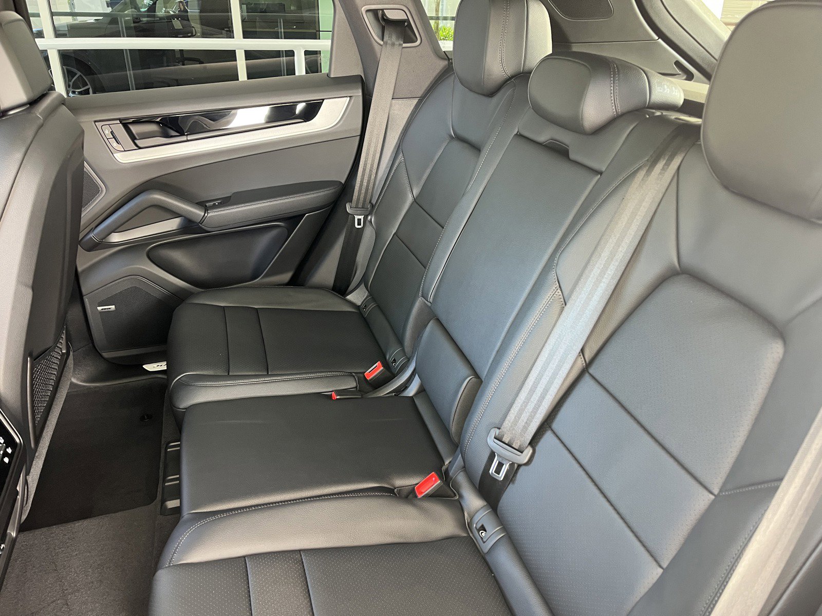 New 2025 Porsche Cayenne image 24