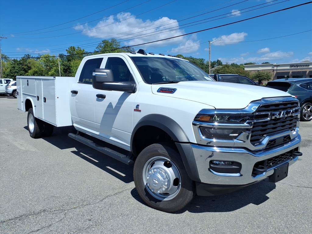 New 2026 RAM 5500 Tradesman AWD/4WD image 2