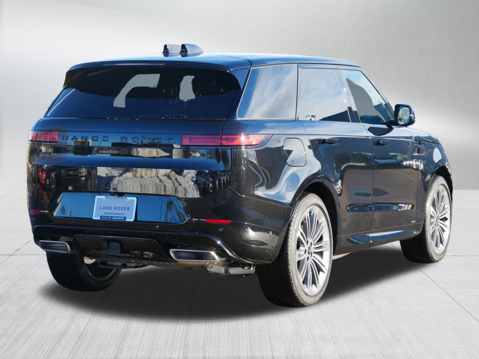 New 2025 Land Rover Range Rover Sport Autobiography image 2