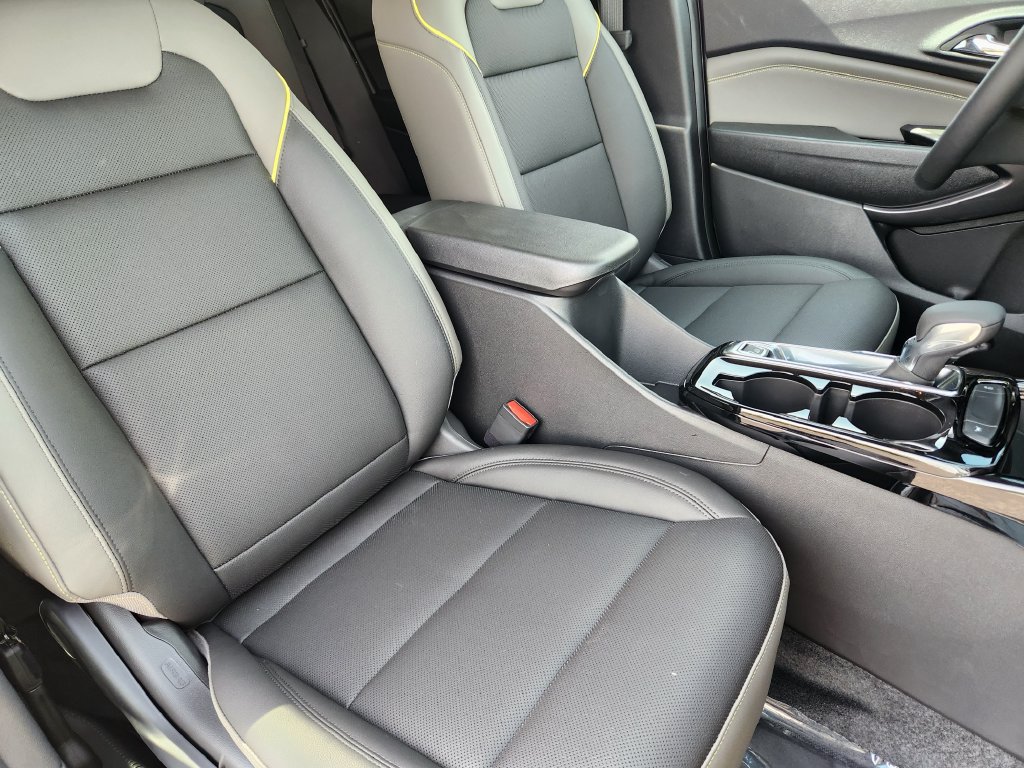 New 2026 Chevrolet Trax ACTIV FWD image 15