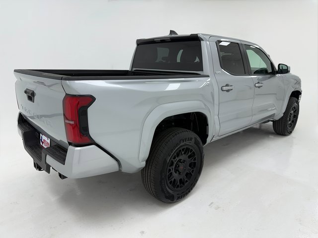 Used 2025 Toyota Tacoma SR5 image 40