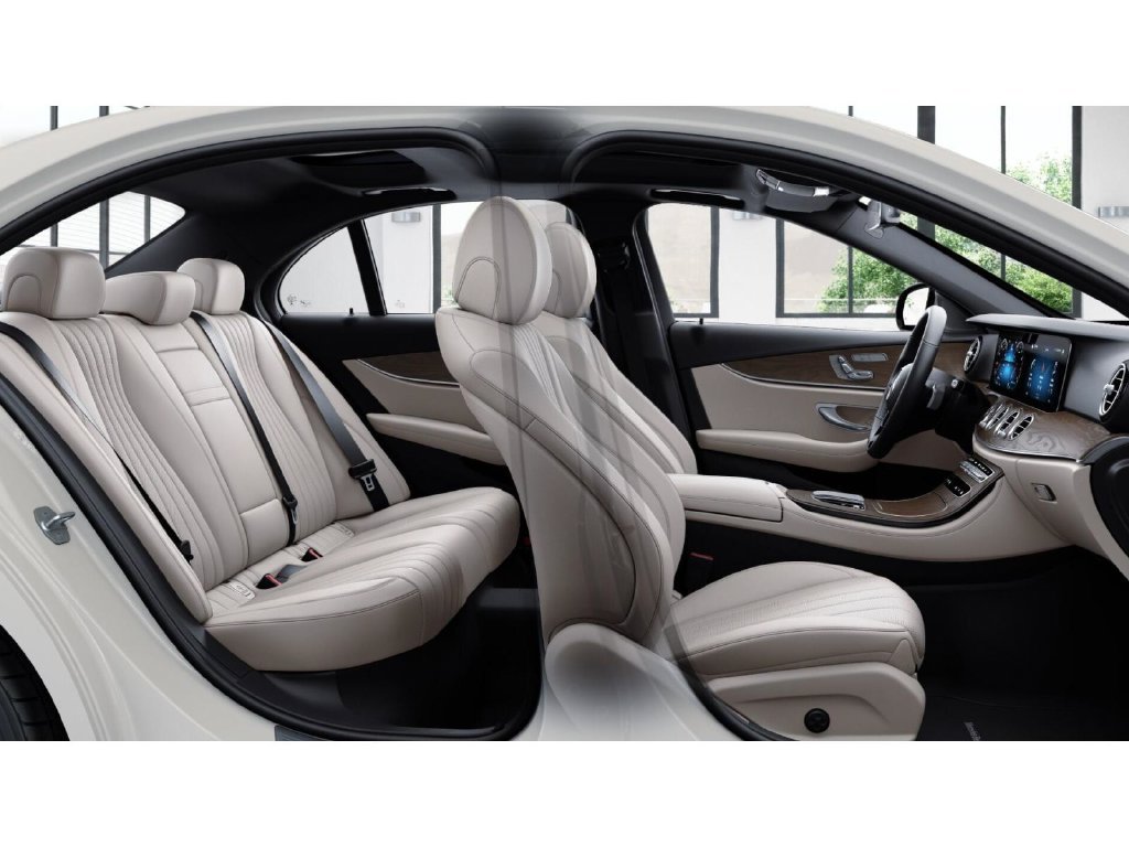Used 2023 Mercedes-Benz E 350 4MATIC Sedan image 6
