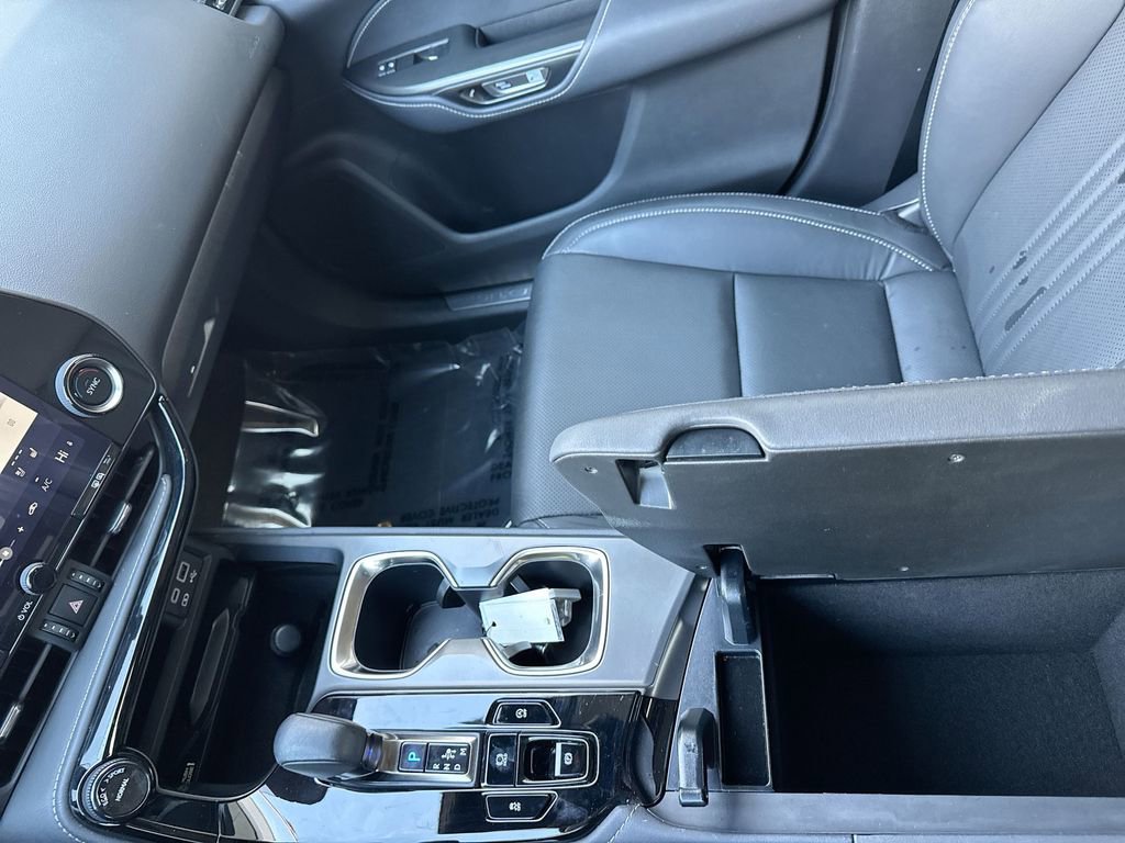 Used 2024 Lexus NX 250 FWD w/ Towing Package (2000 Lbs) image 24