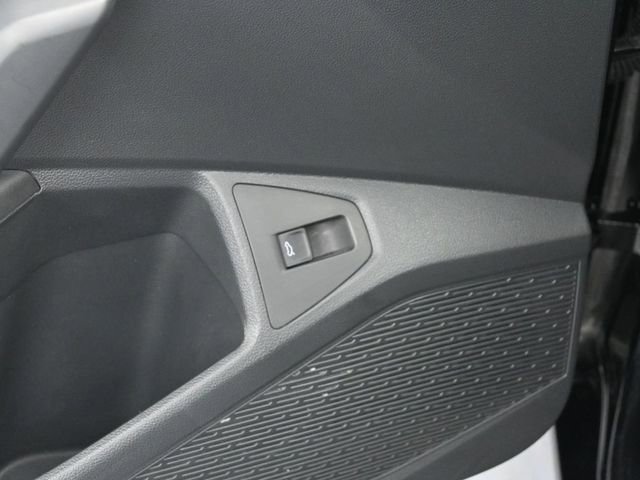 Used 2025 Volkswagen Jetta SEL FWD image 12
