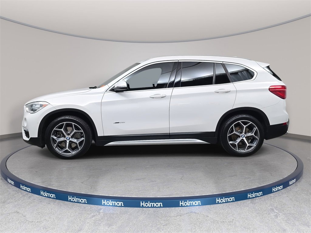 Used 2017 BMW X1 xDrive28i image 9