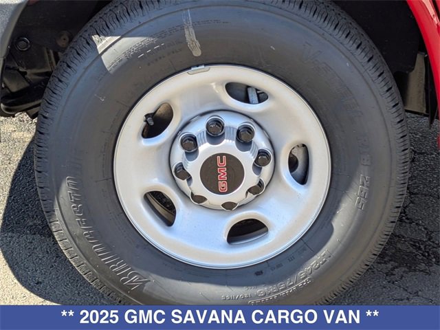 New 2025 GMC Savana 3500 image 10