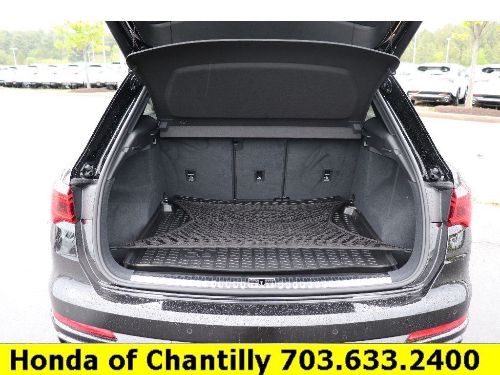 Used 2020 Audi Q3 2.0T Premium Plus w/ Premium Plus Package AWD/4WD image 26