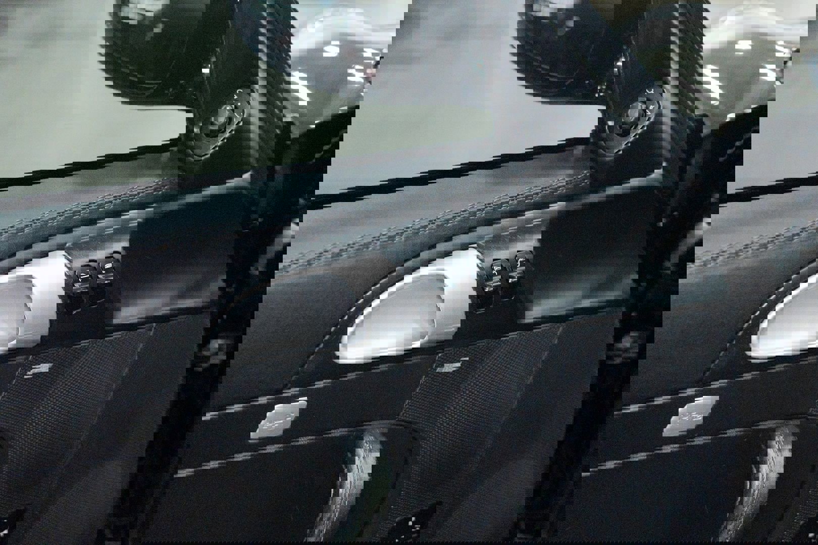 Used 2008 Porsche 911 Turbo image 17