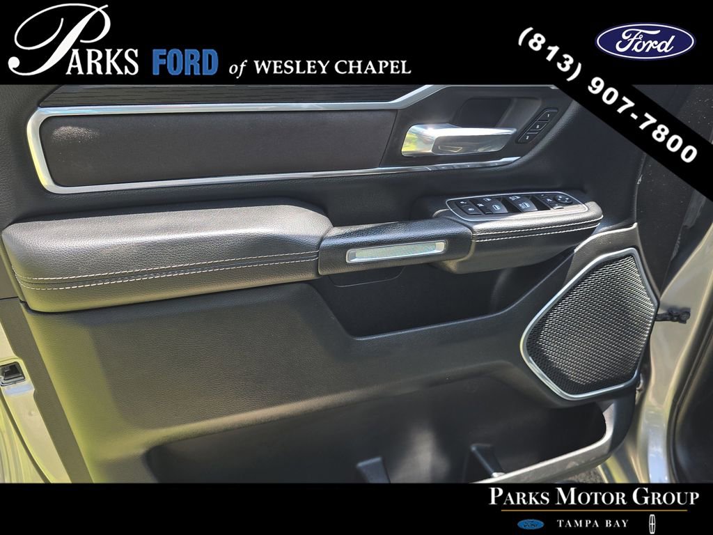 Used 2023 RAM 1500 Laramie AWD/4WD image 15