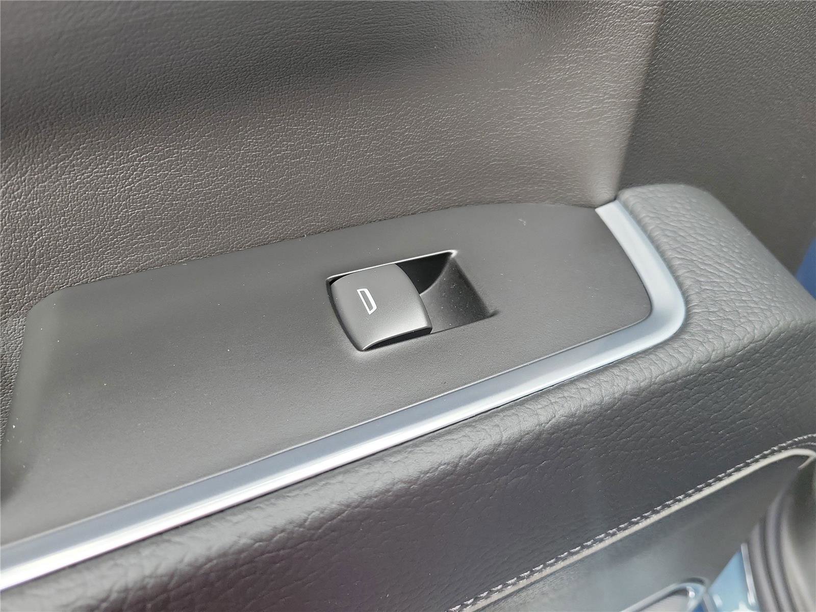 New 2026 GMC Sierra 1500 Denali w/ Technology Package image 15