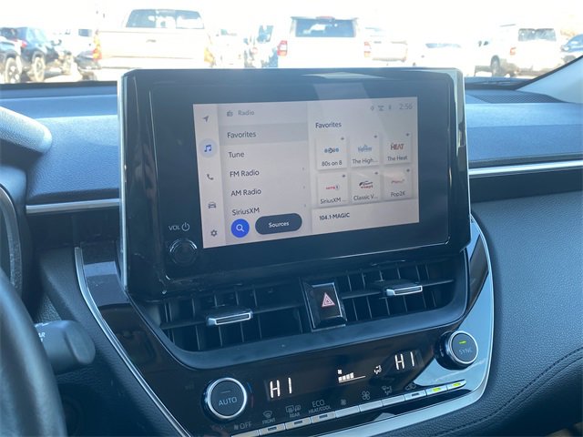 Used 2024 Toyota Corolla Cross XLE image 25