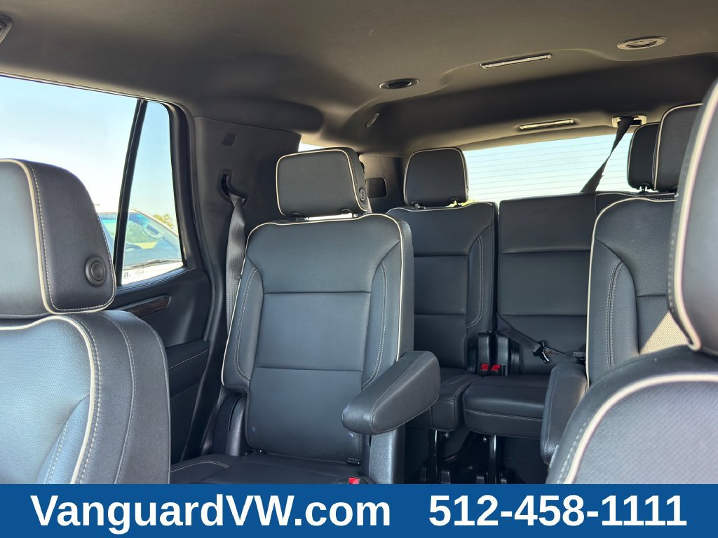 Used 2025 Chevrolet Tahoe Premier RWD image 17