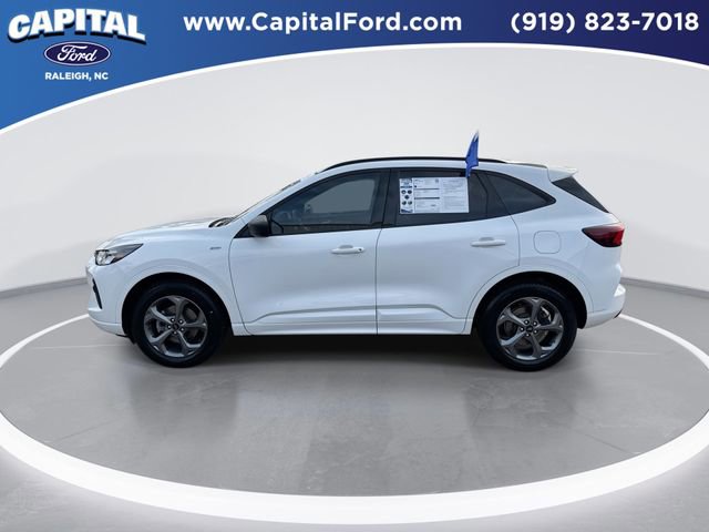 Certified 2023 Ford Escape ST-Line w/ Tech Pack #1 image 5