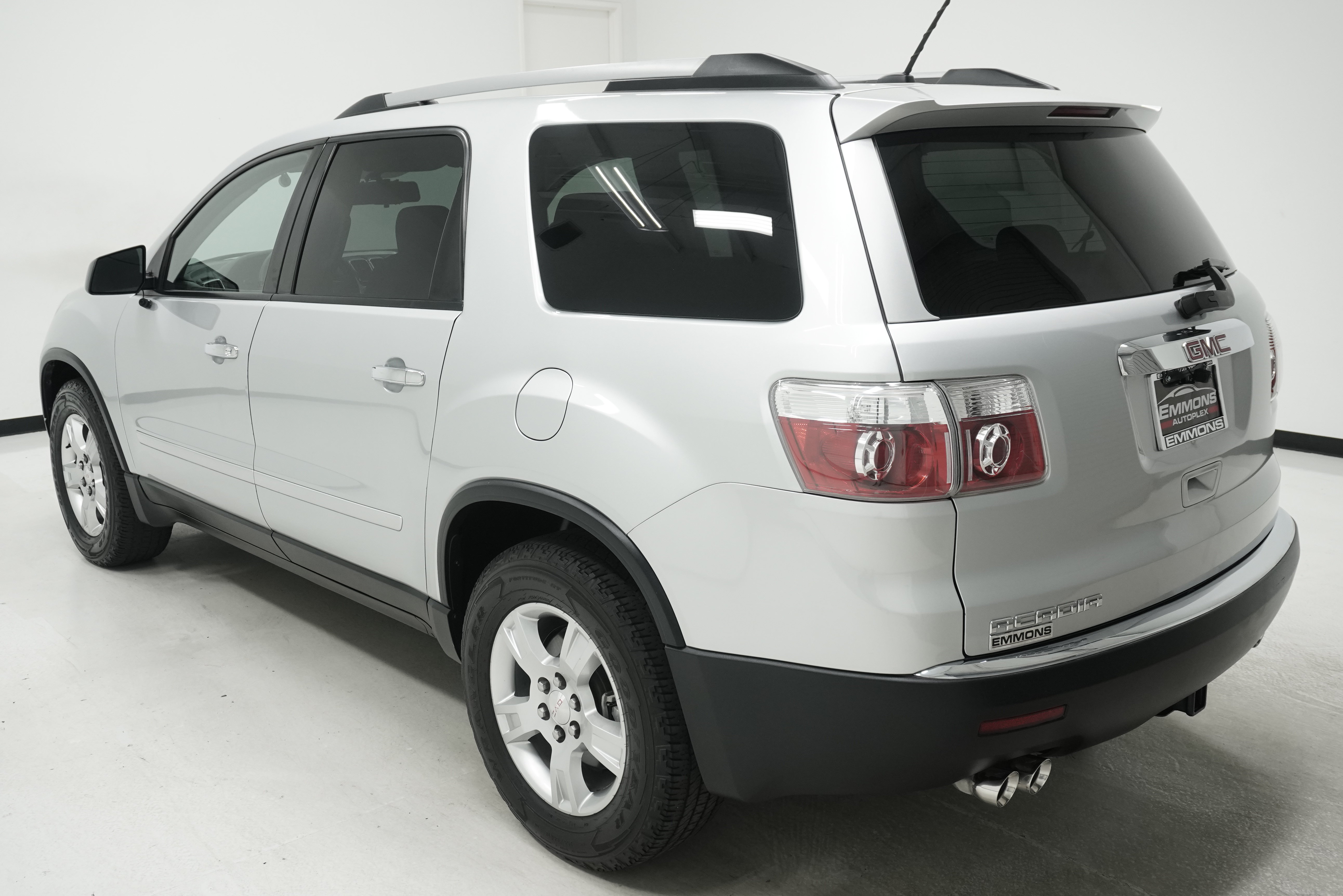 Used 2012 GMC Acadia SL FWD image 6