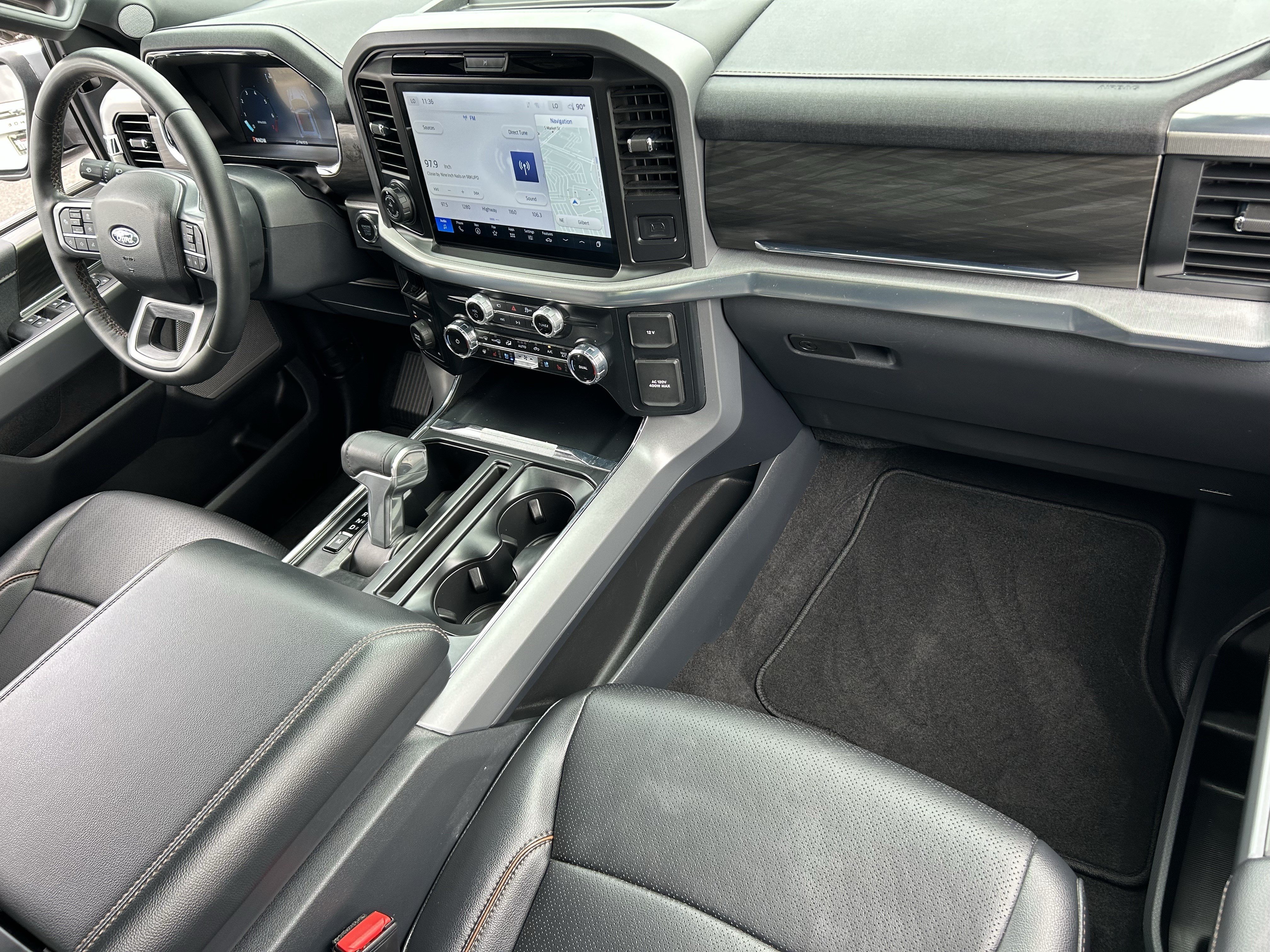 Used 2025 Ford F150 Lariat AWD/4WD image 10