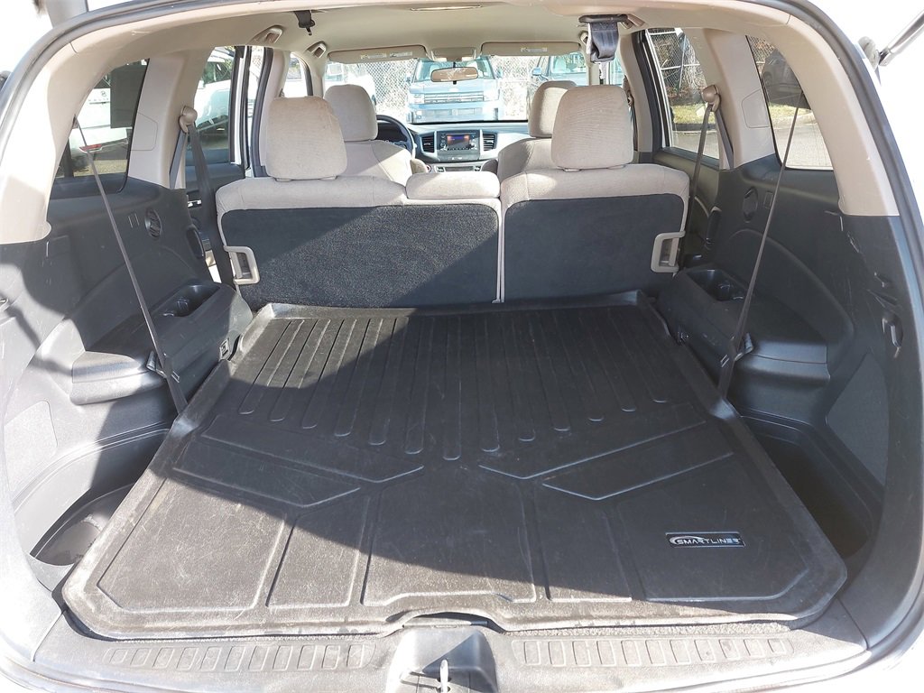 Used 2016 Honda Pilot LX image 12