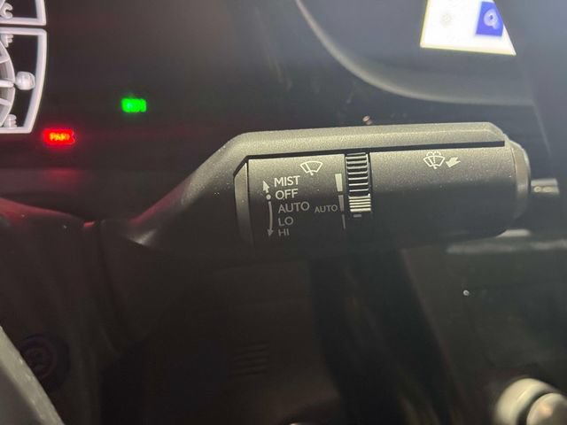 Used 2025 Lexus ES 300h w/ Technology Package FWD image 30