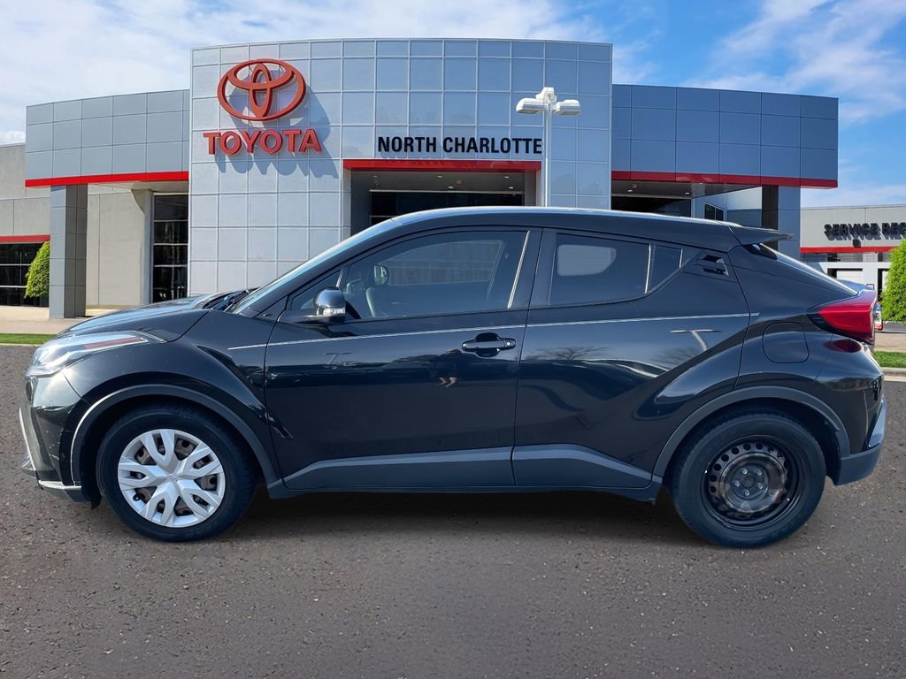 Used 2021 Toyota C-HR LE image 7