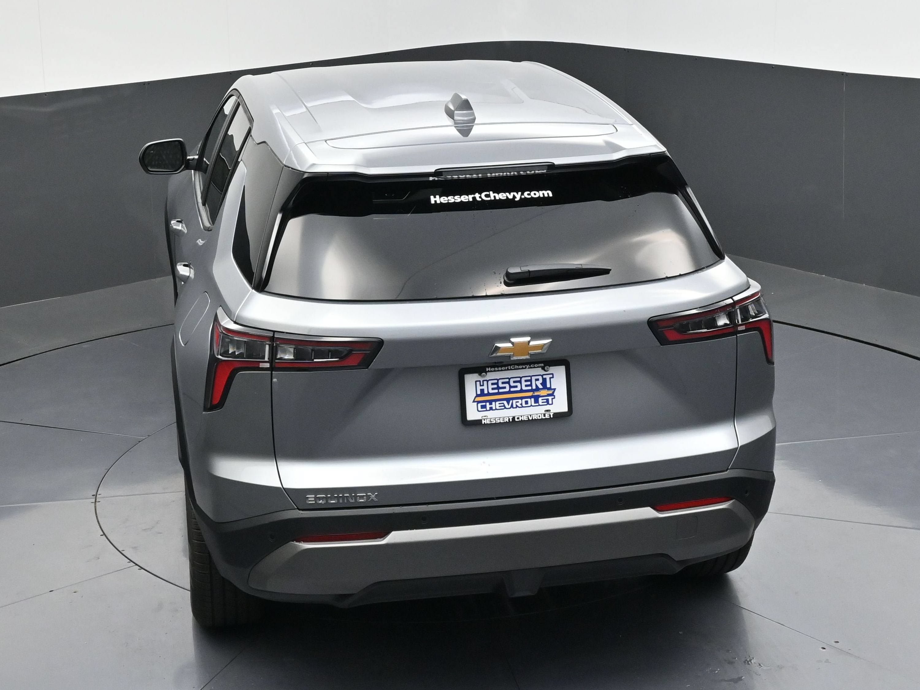 New 2027 Chevrolet Equinox LT w/ Convenience Package II FWD image 50