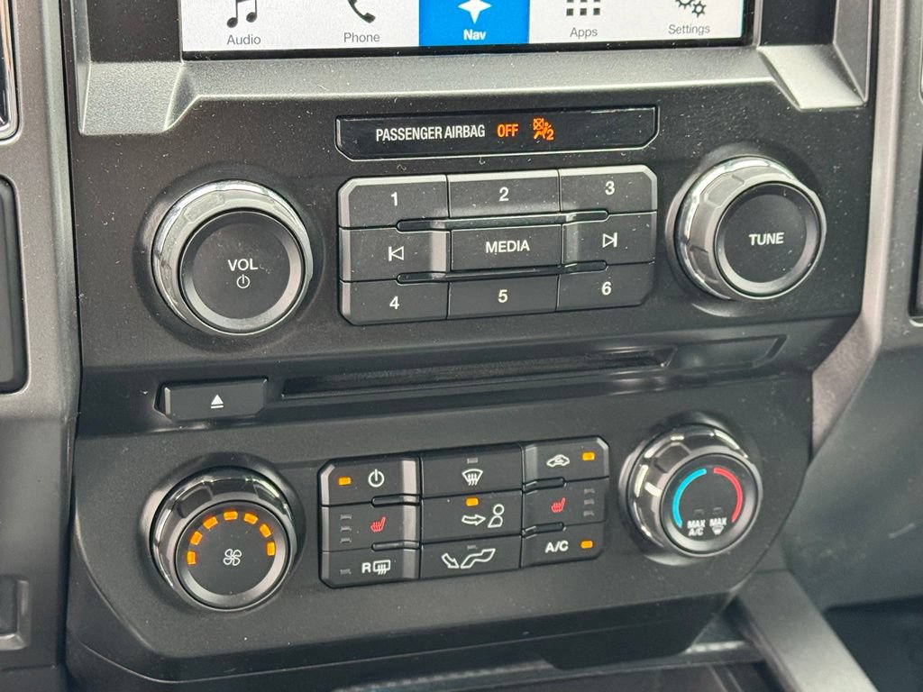 Used 2018 Ford F150 XLT w/ Equipment Group 302A Luxury AWD/4WD image 19