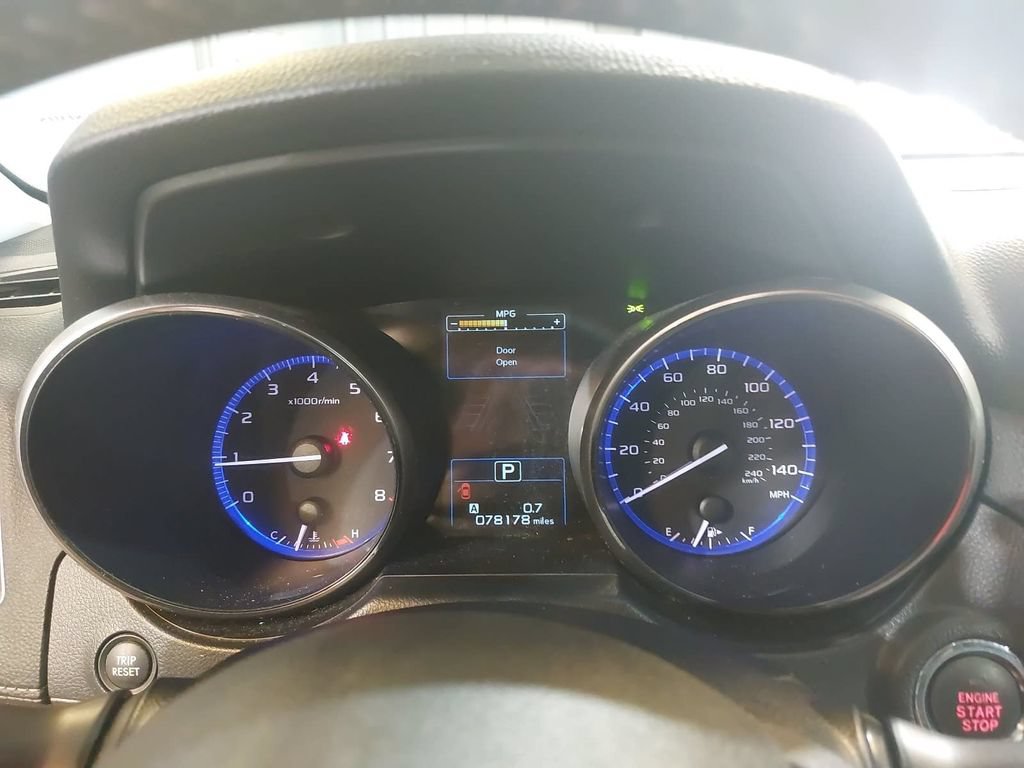 Used 2018 Subaru Outback 2.5i Limited AWD/4WD image 19