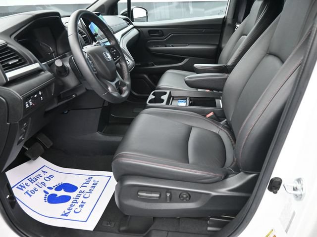 Used 2023 Honda Odyssey Sport image 14