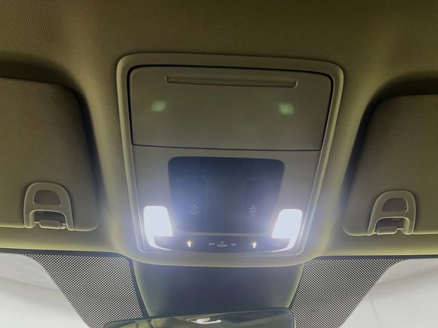 Used 2025 Honda Pilot Elite image 19